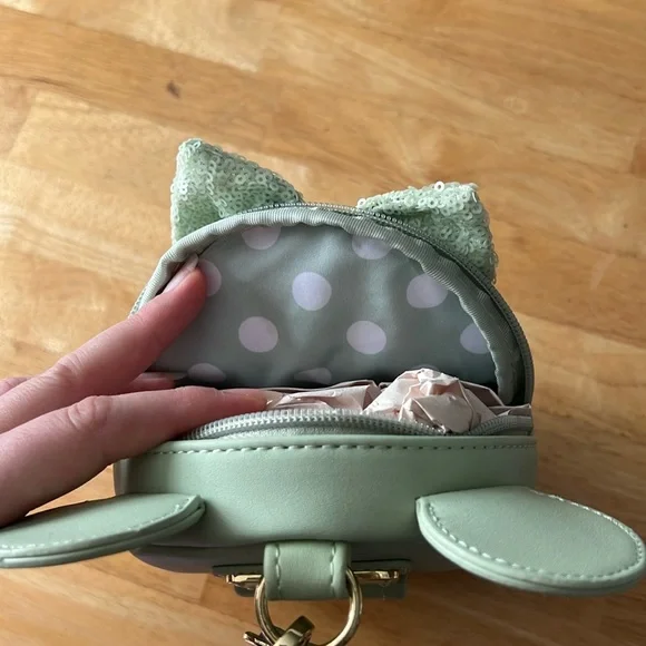 Loungefly Mini Keychain bag - Picture 3 of 3